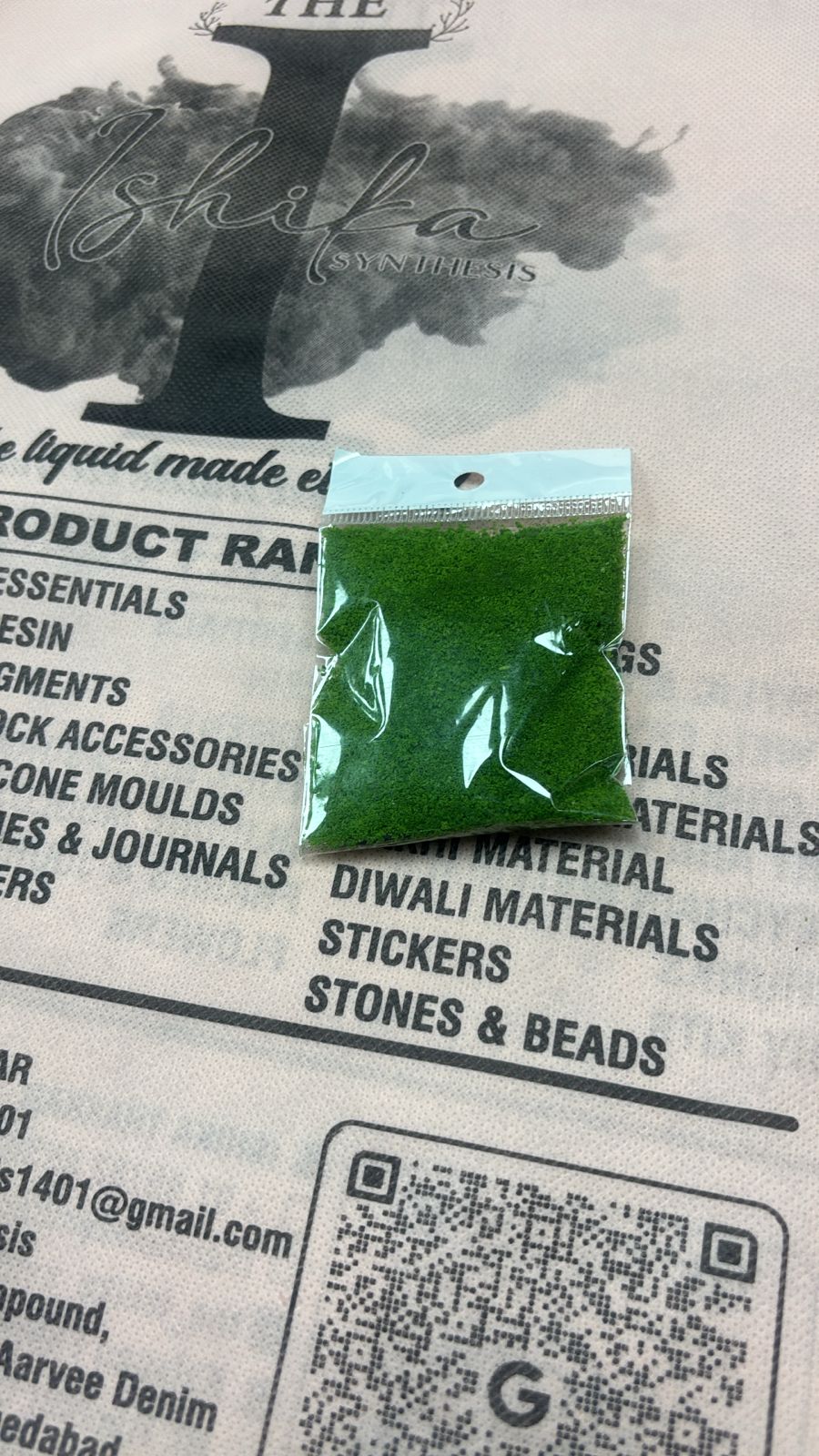 Miniature Green Grass Powder for Mountain Decoration